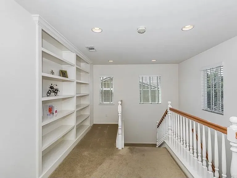 11222 Littler Ln — Photo 2