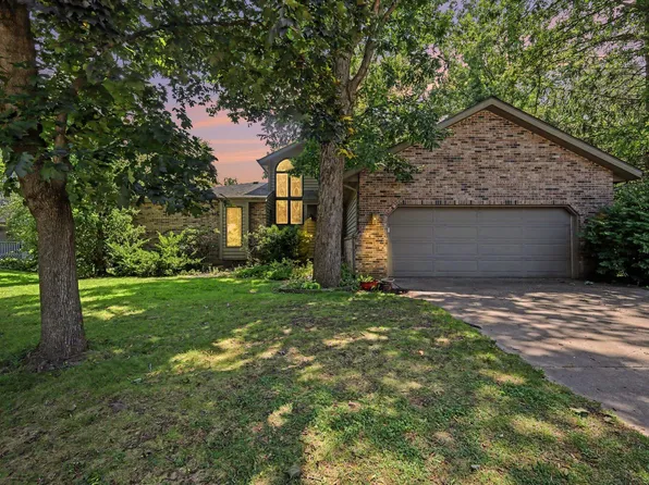 804 Brandonbury Dr, Valparaiso, IN 46383