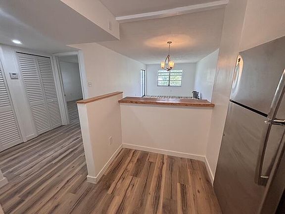 5th image of 6503 Winfield Blvd APT 225-D