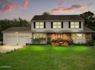 9 Tracy Pl, Tinton Falls, NJ 07724
