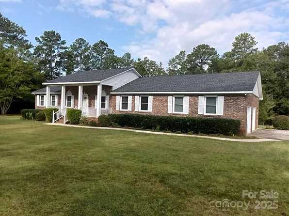 222 Candlewood Cir, Blythewood, SC 29016