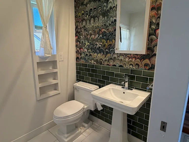 5425 Clark Ave — Photo 14