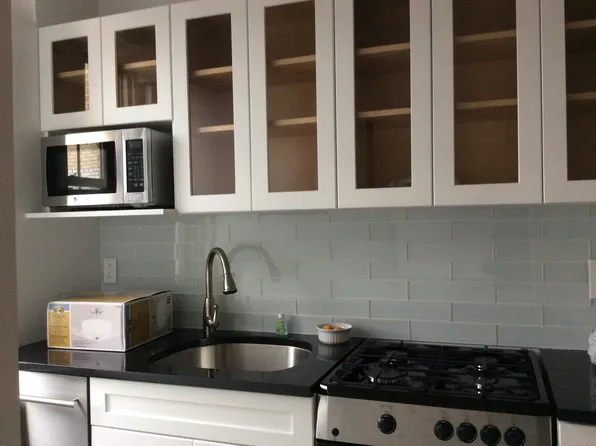 302 West 12th Street image 1 of 15