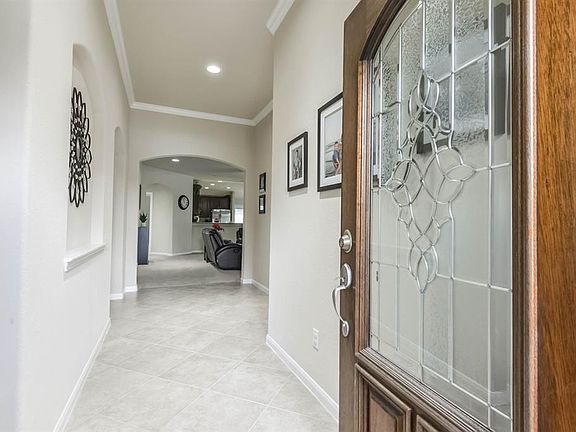 5th image of 21527 Prairie Crest Dr