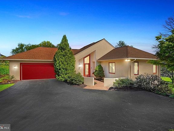 3rd image of 2688 Saint Andrews Ct