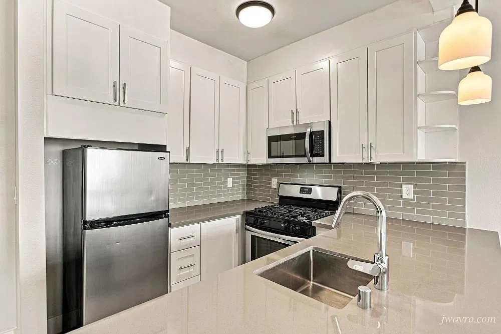 Prime Marina Bright Remodeled Must See 1bd! — Photo 1