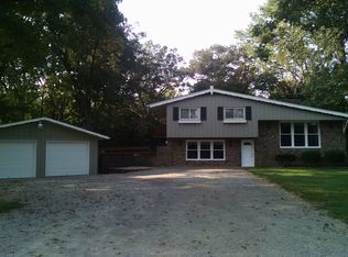 19863 E Fairfield Rd, Bluford, IL 62814