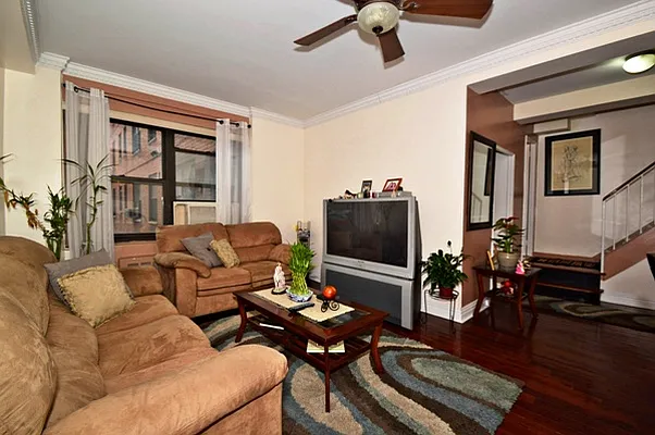 Sold by Berkshire Hathaway HomeServices Laffey International Realty | media 4