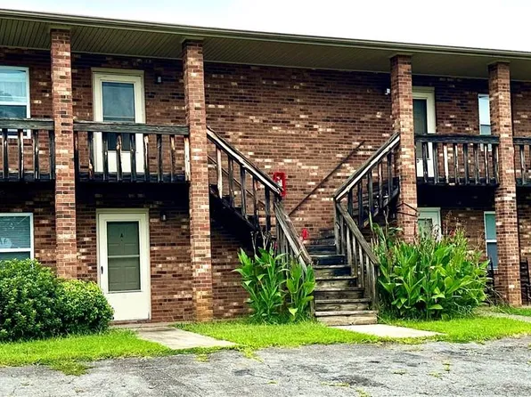 3951-3955 Bradford Ct #3960, Winston Salem, NC 27106