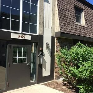 869 Trace Dr APT 101, Buffalo Grove, IL, 60089