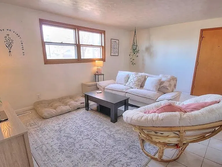 525 N Clarmar Ave #4 — Photo 7