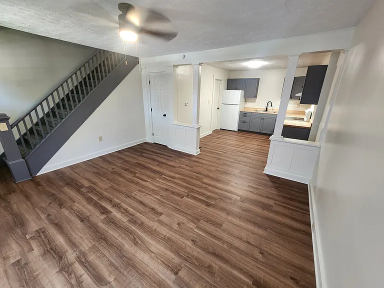 214 Pratt St #7 — Photo 3