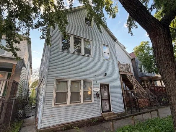 (undisclosed Address), Chicago, IL 60617