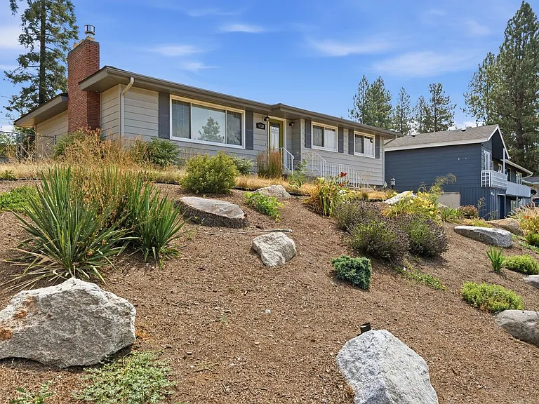 6520 N Sutherlin St — Photo 1