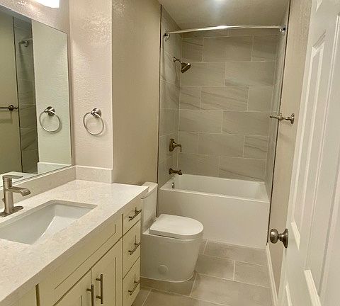 4th image of 1251 W McKinley Ave #B