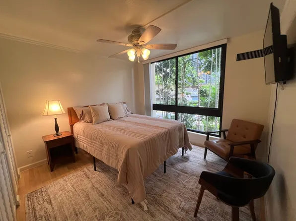 300 Wai Nani Way, Honolulu, HI