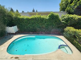 18126 Miranda St, Tarzana, CA 91356