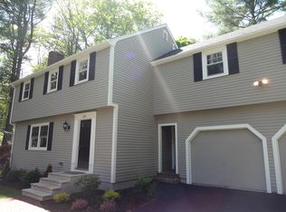 284 Perkins Row, Topsfield, MA 01983