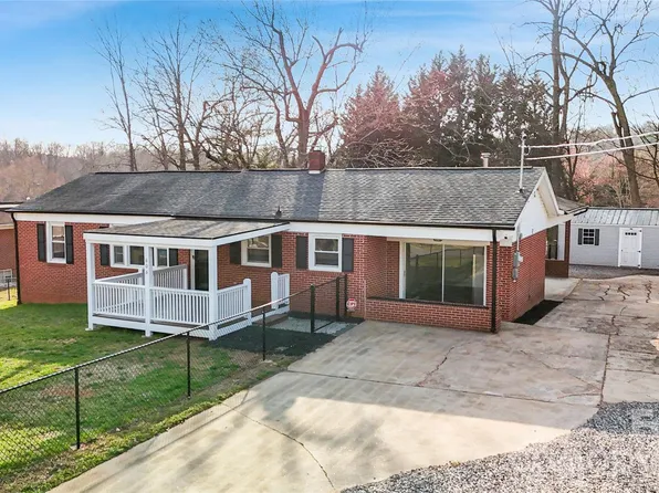 606 Park Ave, Morganton, NC 28655