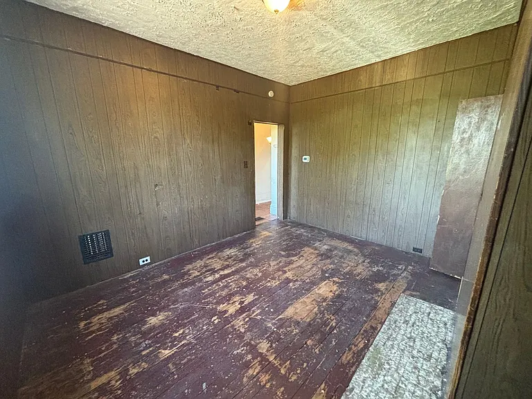 3620 Grenada St — Photo 18