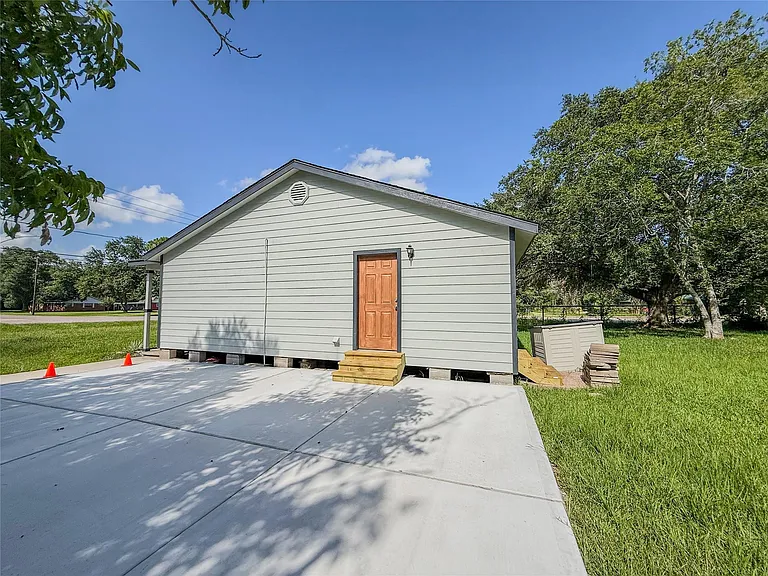 6310 Brookside Rd — Photo 14
