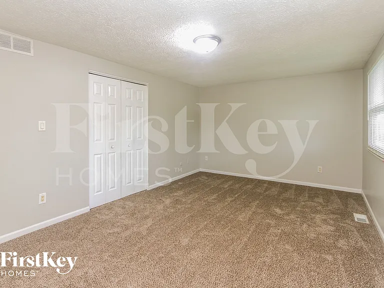 5729 Ensenada Ave — Photo 11