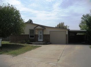 2003 N Mohawk Dr, Garden City, KS 67846