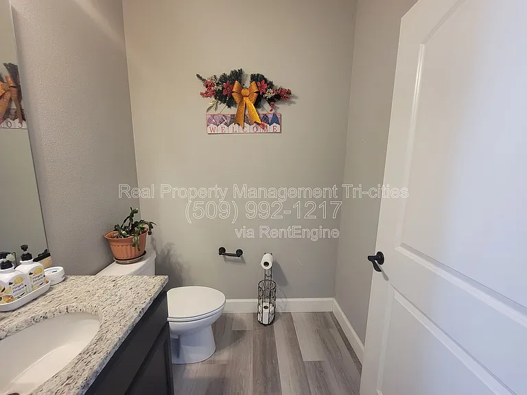 4801 Pinehurst Dr — Photo 8