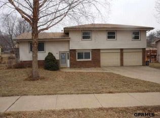 2635 N 99th St, Omaha, NE 68134