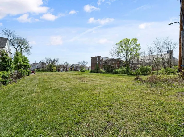 1039 Goodfellow Blvd, Saint Louis, MO 63112