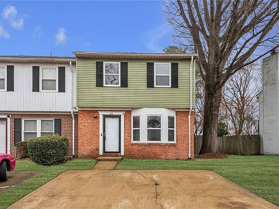 2nd image of 1214 Clear Springs Rd