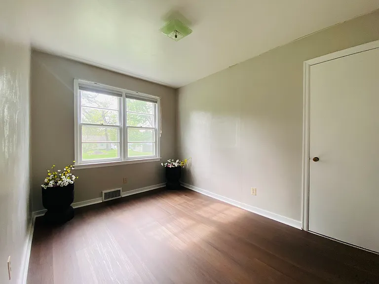 3rd bedroom