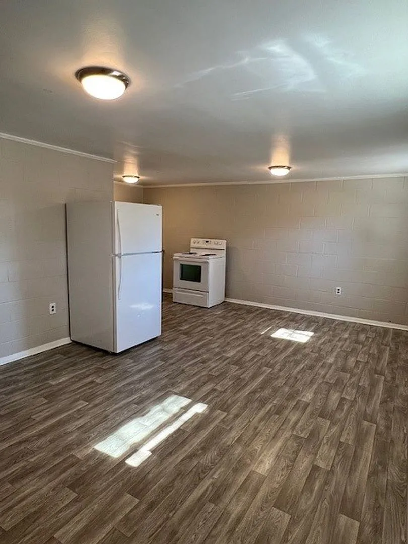 1153 Tammy st. Unit B — Photo 3