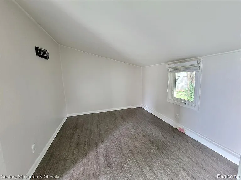 6960 Green Hwy #2 — Photo 6