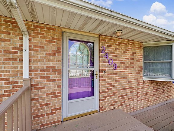 4th image of 2409 John Dr