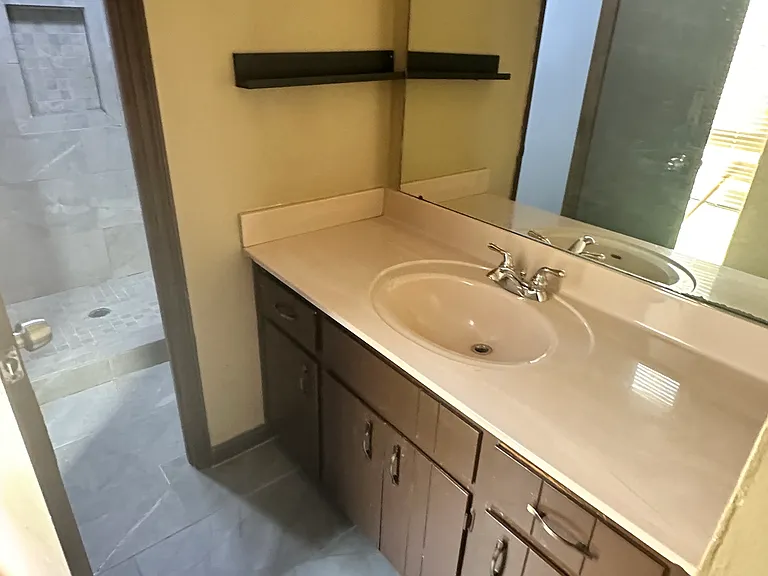 3335 Hillside Dr — Photo 22