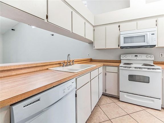 5th image of 8612 Twin Farms Pl