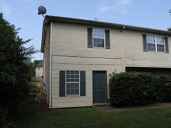 4th image of 9120 Cedarpark Ln