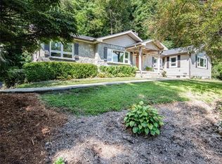 792 Ransier Dr, Hendersonville, NC 28739