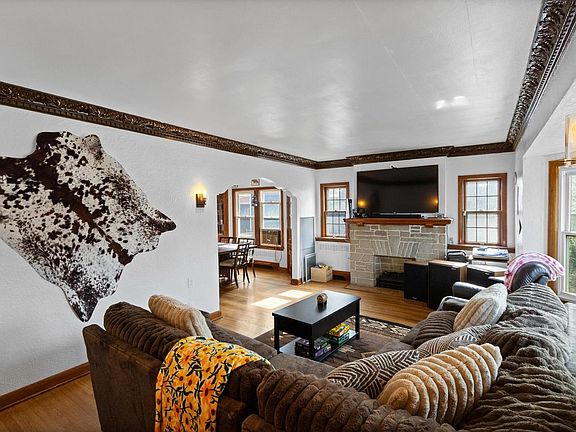 4th image of 3620 South Howell AVENUE