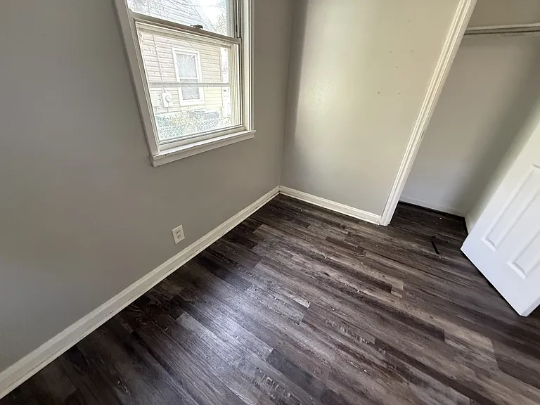 3718 Charloe Ct — Photo 8
