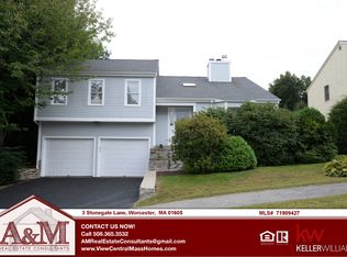 3 Stonegate Ln, Worcester, MA 01605