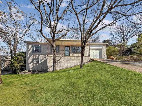 1501 W 58th St, North Little Rock, AR 72118