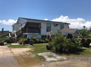 1524 Quarles Ave, Pt Bolivar, TX 77650