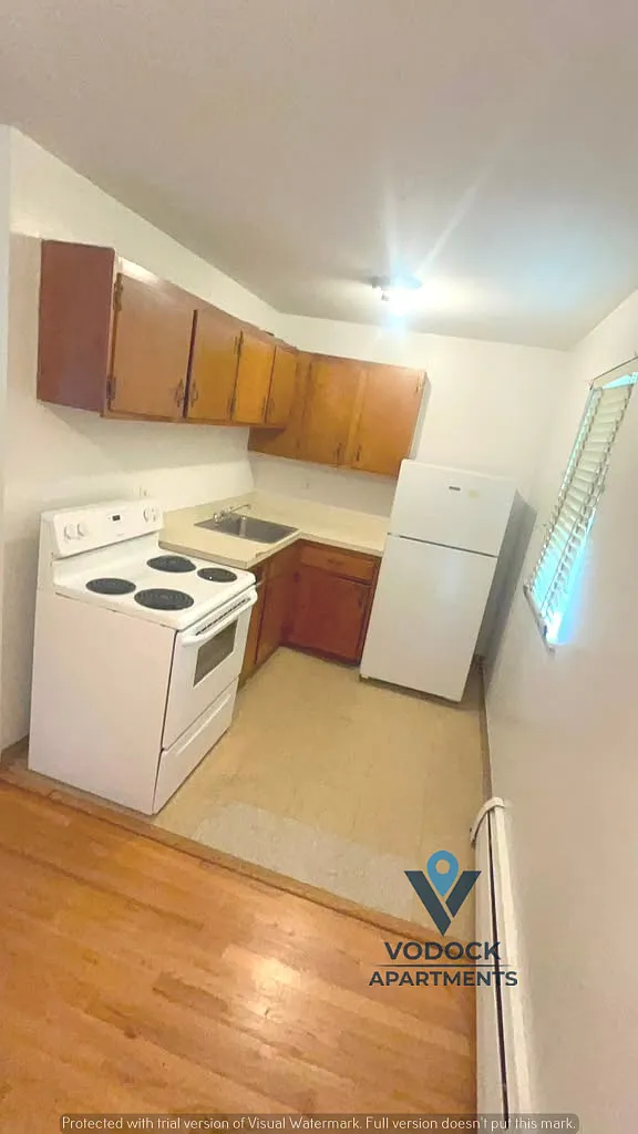 18 Vernon #B5 — Photo 4