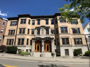 109 Saint Paul St APT 3F, Brookline, MA 02446