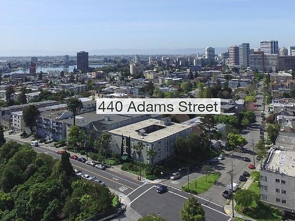 Close to Piedmont Ave, Lake Merritt and Uptown!