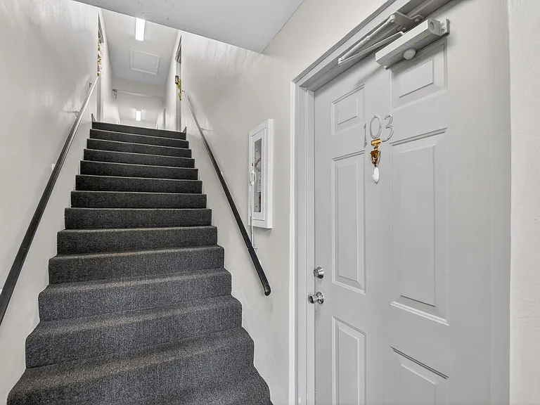 9810 Pineapple Tree Dr #103 — Photo 4