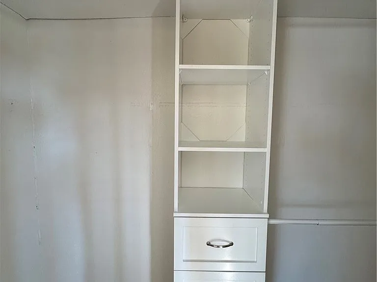 921 Carob Way — Photo 35