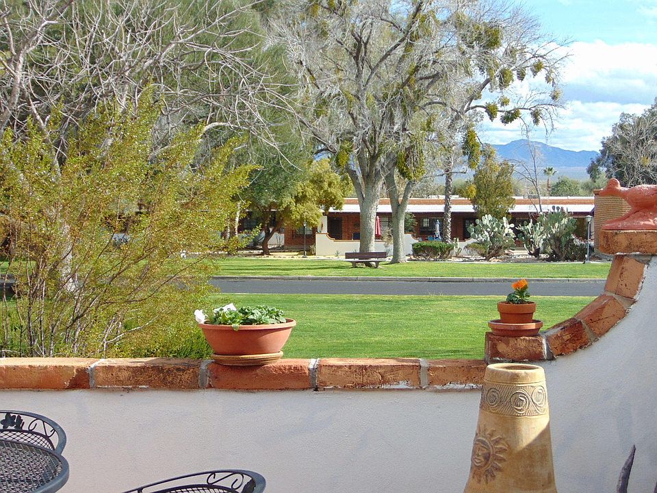 1st image of 380 S Paseo Lobo